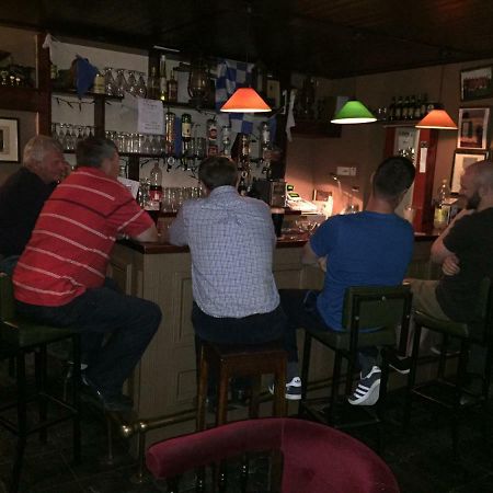Carey'S Bar & Farmhouse Kilkenny Border Oldleighlin Kültér fotó