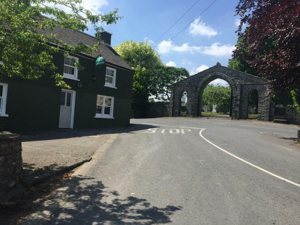 Carey'S Bar & Farmhouse Kilkenny Border Oldleighlin Kültér fotó