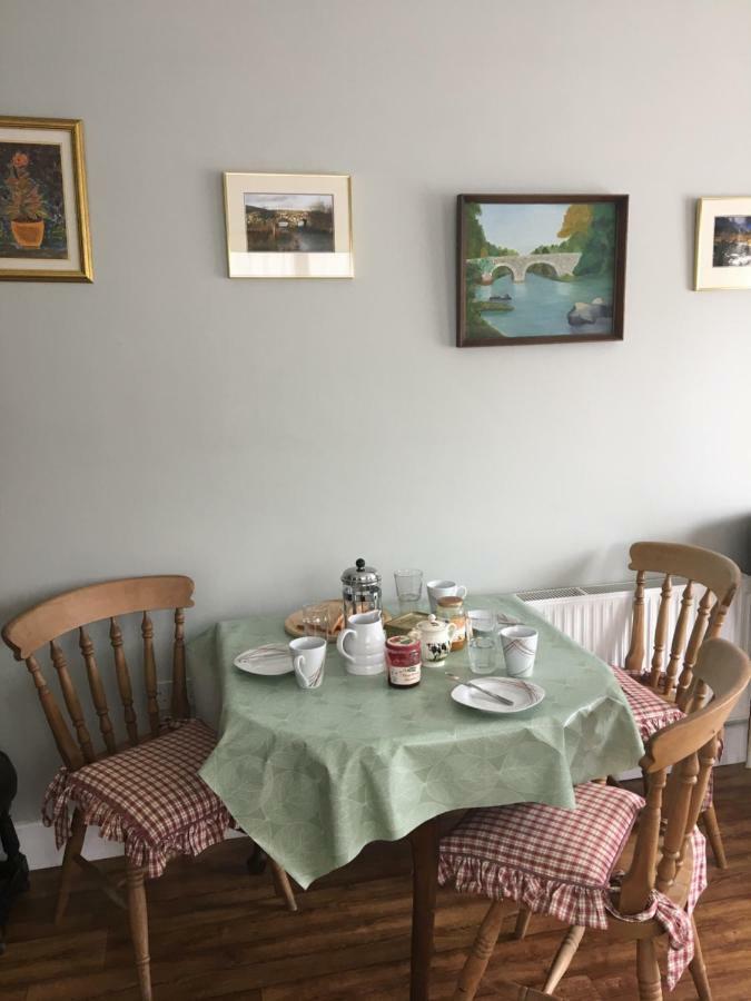 Carey'S Bar & Farmhouse Kilkenny Border Oldleighlin Kültér fotó